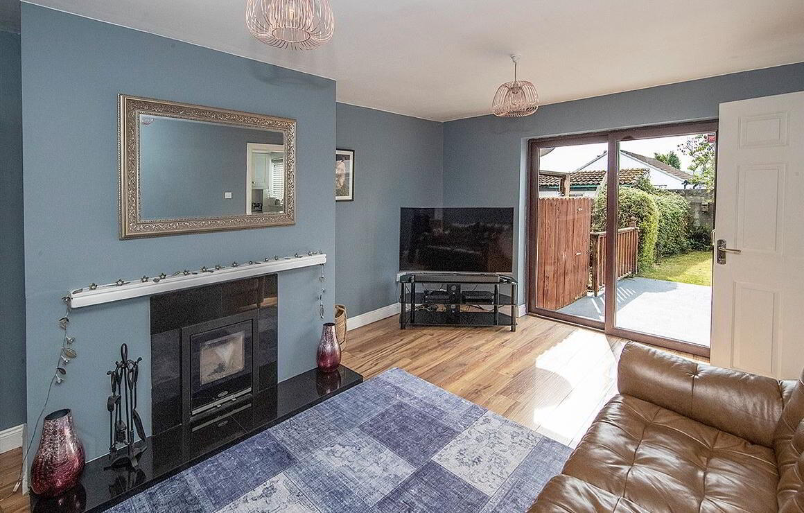 8 Hilview Drive 8 of 17