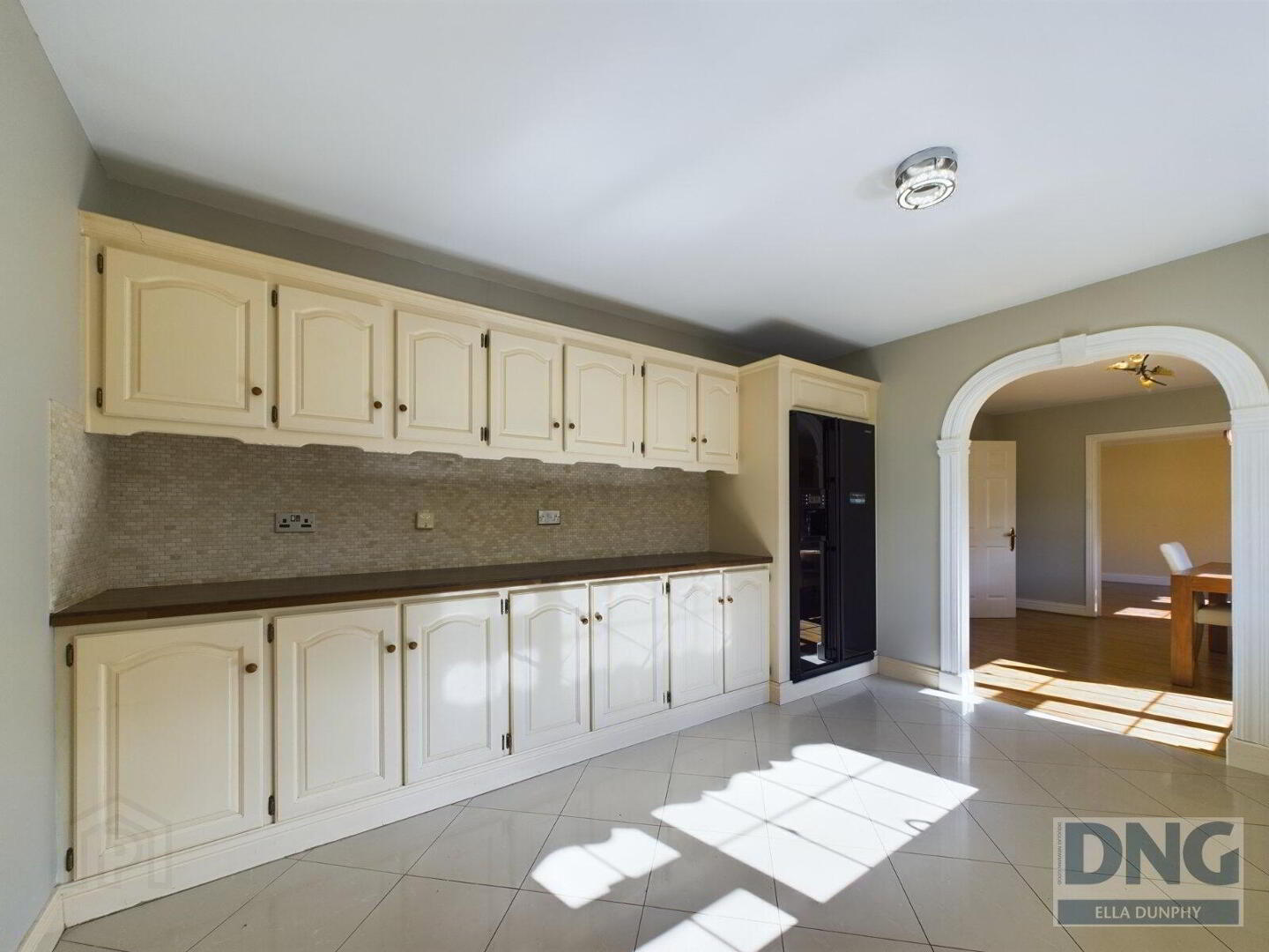 21 Springmount 9 of 37