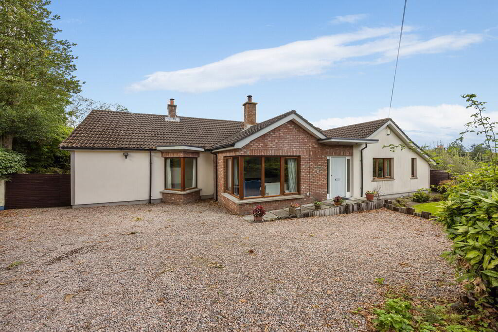 14 Pinehill Road 1 of 39