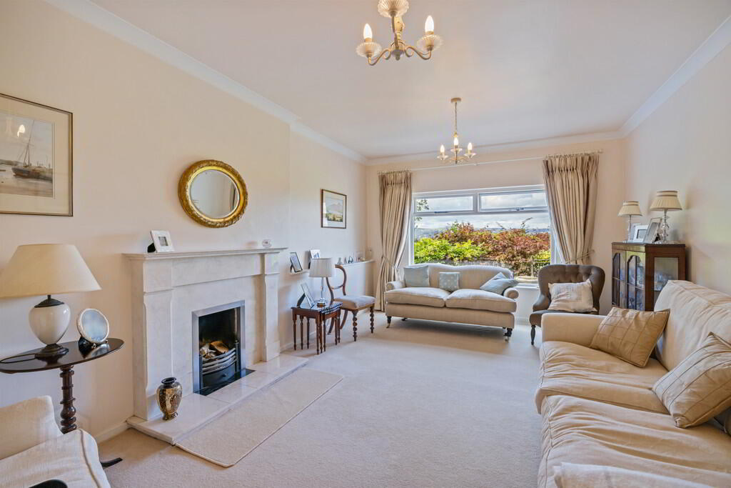 14 Pinehill Road 8 of 39