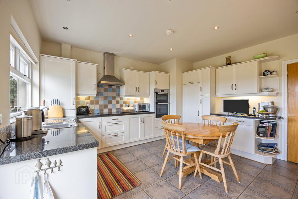 14 Pinehill Road 15 of 39