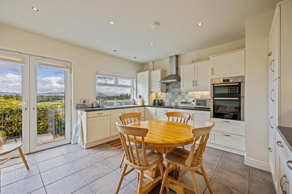 14 Pinehill Road 14 of 39