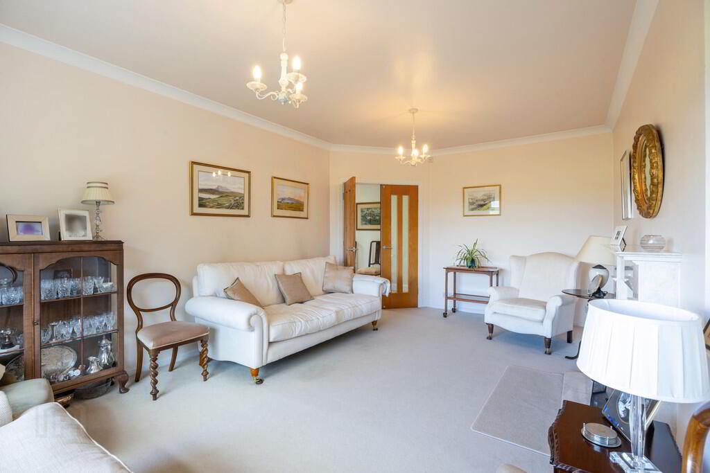 14 Pinehill Road 10 of 39