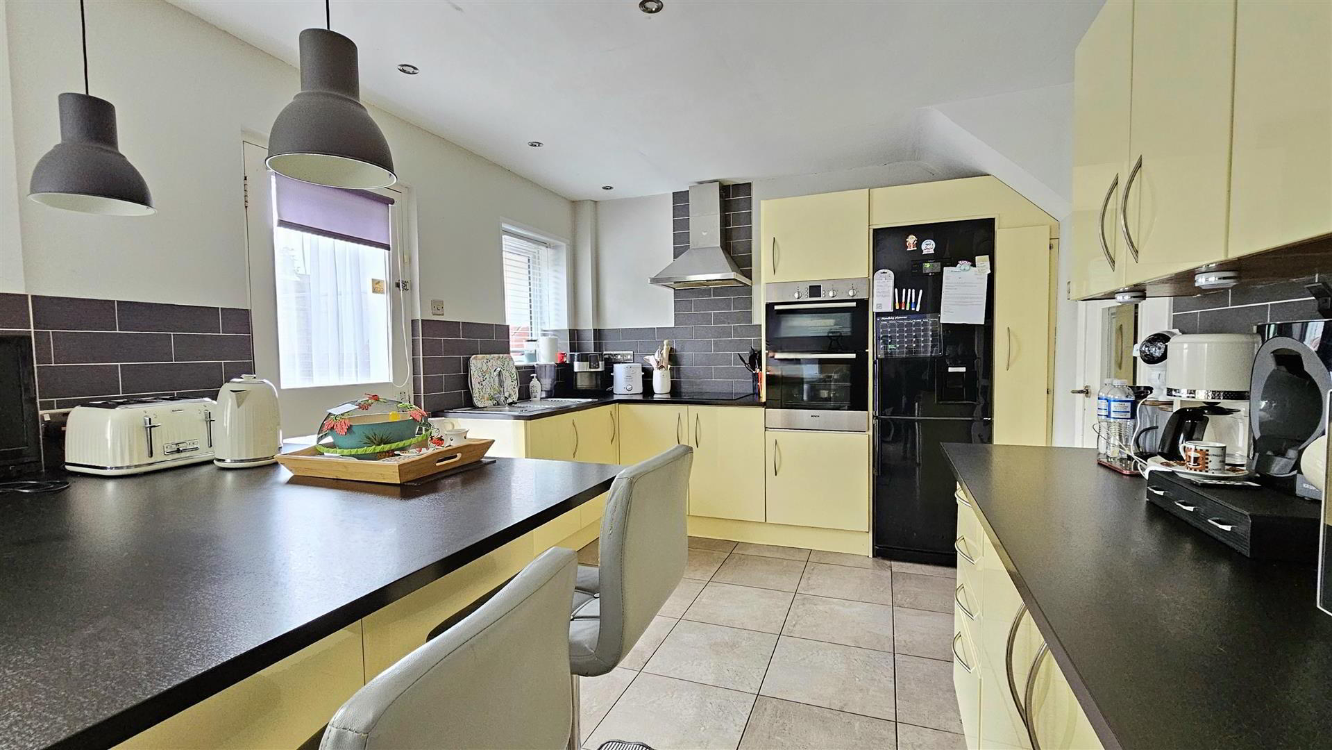30 Thorndale Square 5 of 16