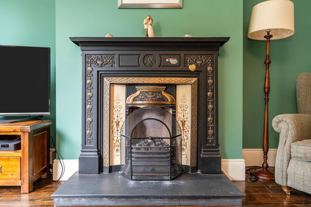 394 Ravenhill Road 7 of 26