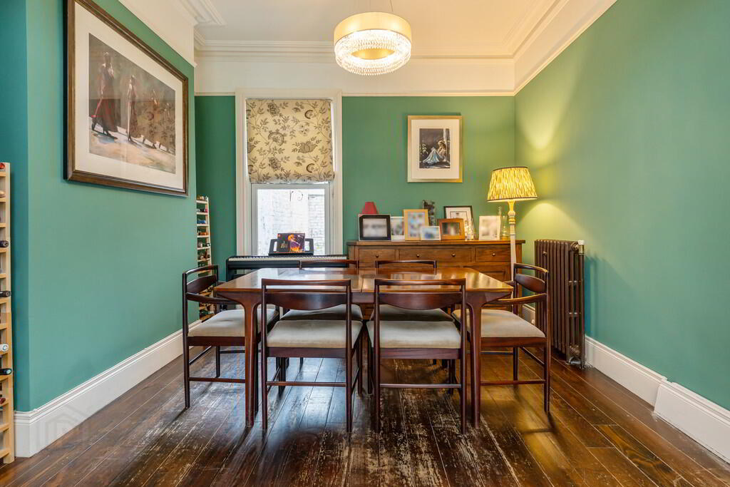 394 Ravenhill Road 9 of 26