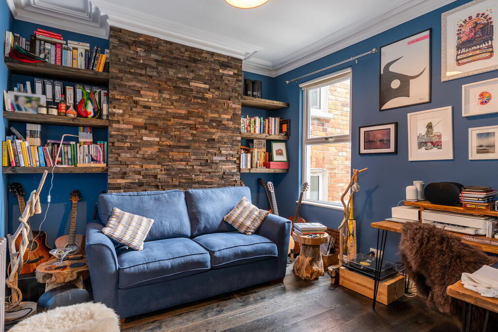 394 Ravenhill Road 14 of 26