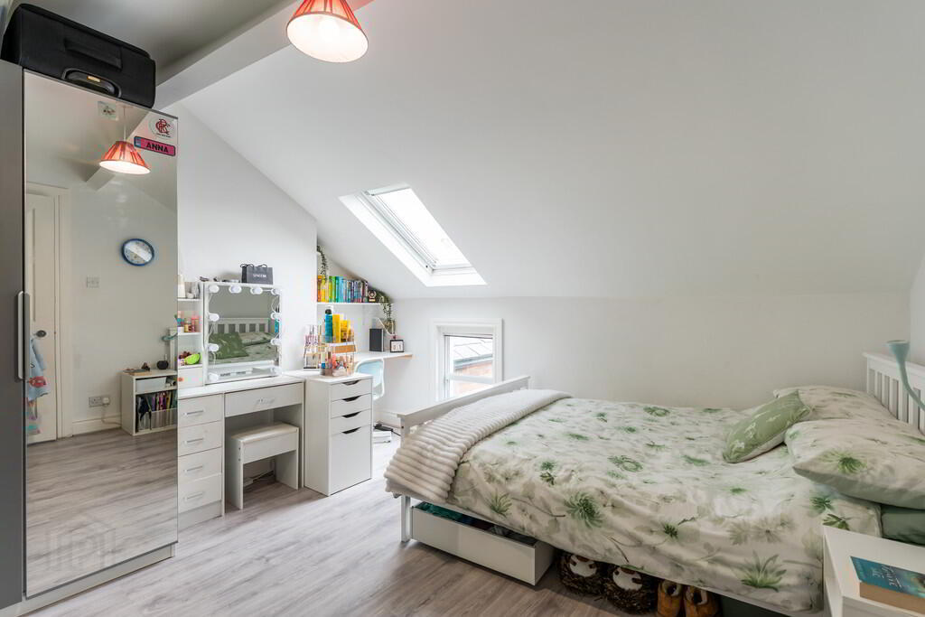 394 Ravenhill Road 21 of 26