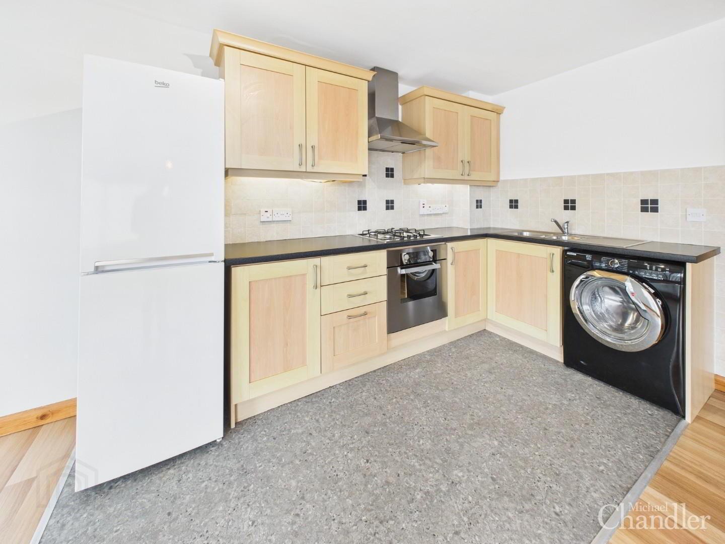 47 Robert Street 4 of 11