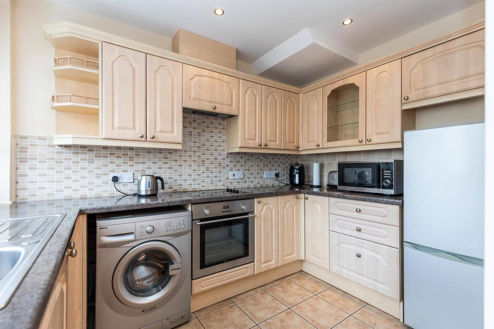 10a Summerhill Avenue 12 of 27