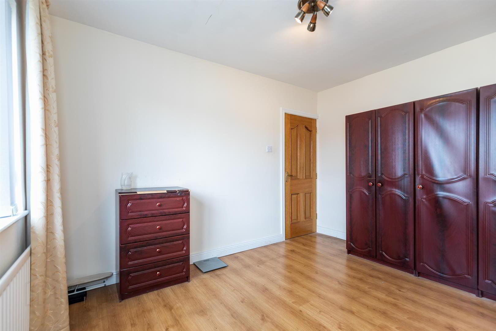 10a Summerhill Avenue 19 of 27
