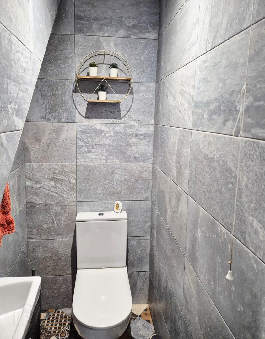 property description image