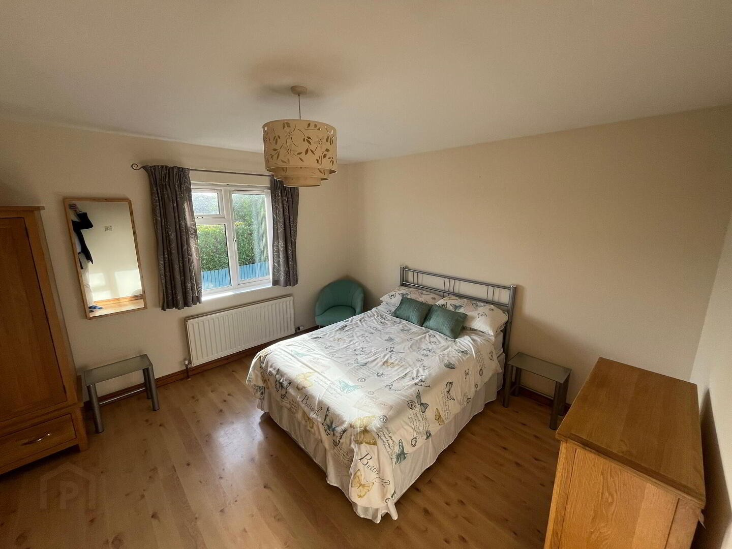 33b Wellington Gardens 7 of 12