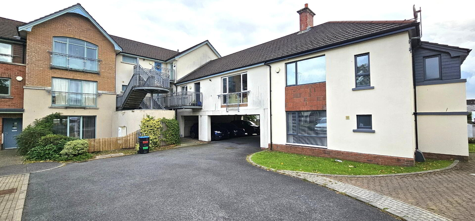 property description image