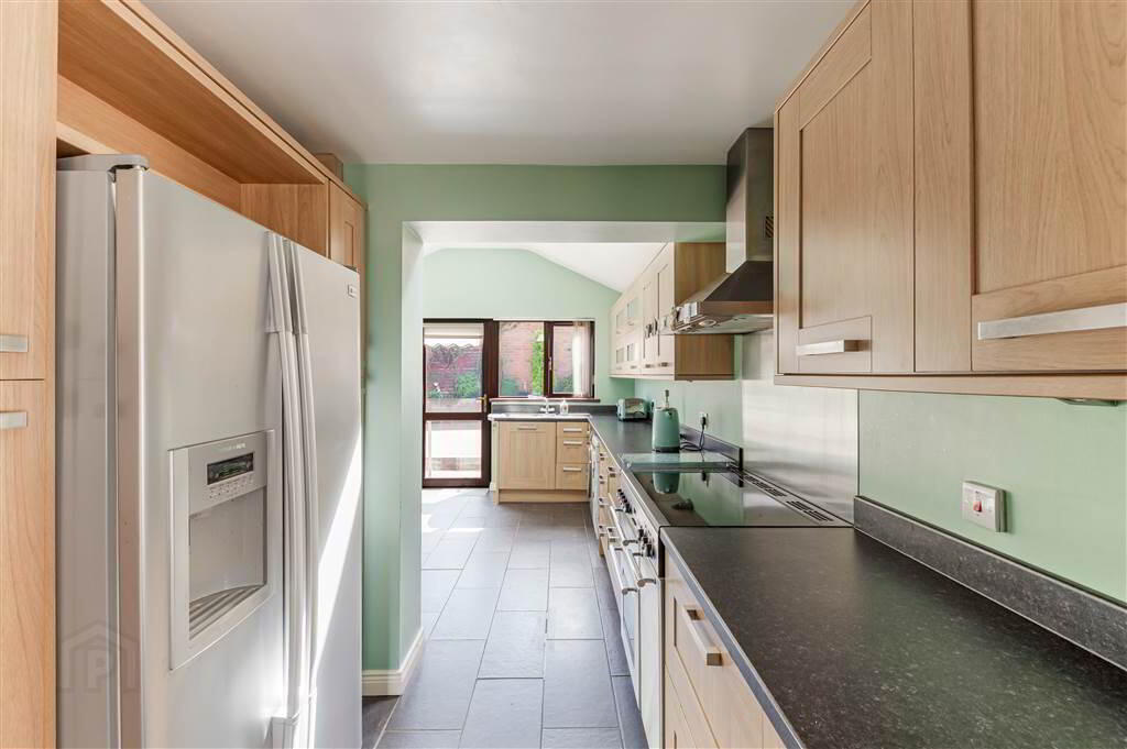 96 Erinvale Avenue 11 of 29