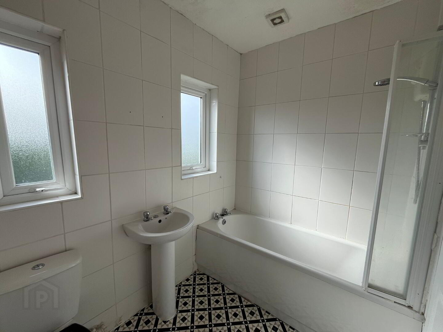 8 Sunningdale Crescent 8 of 9