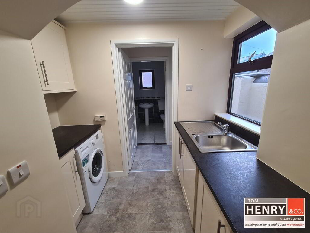 1 Henry Street 4 of 12