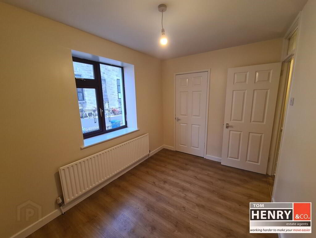 1 Henry Street 9 of 12