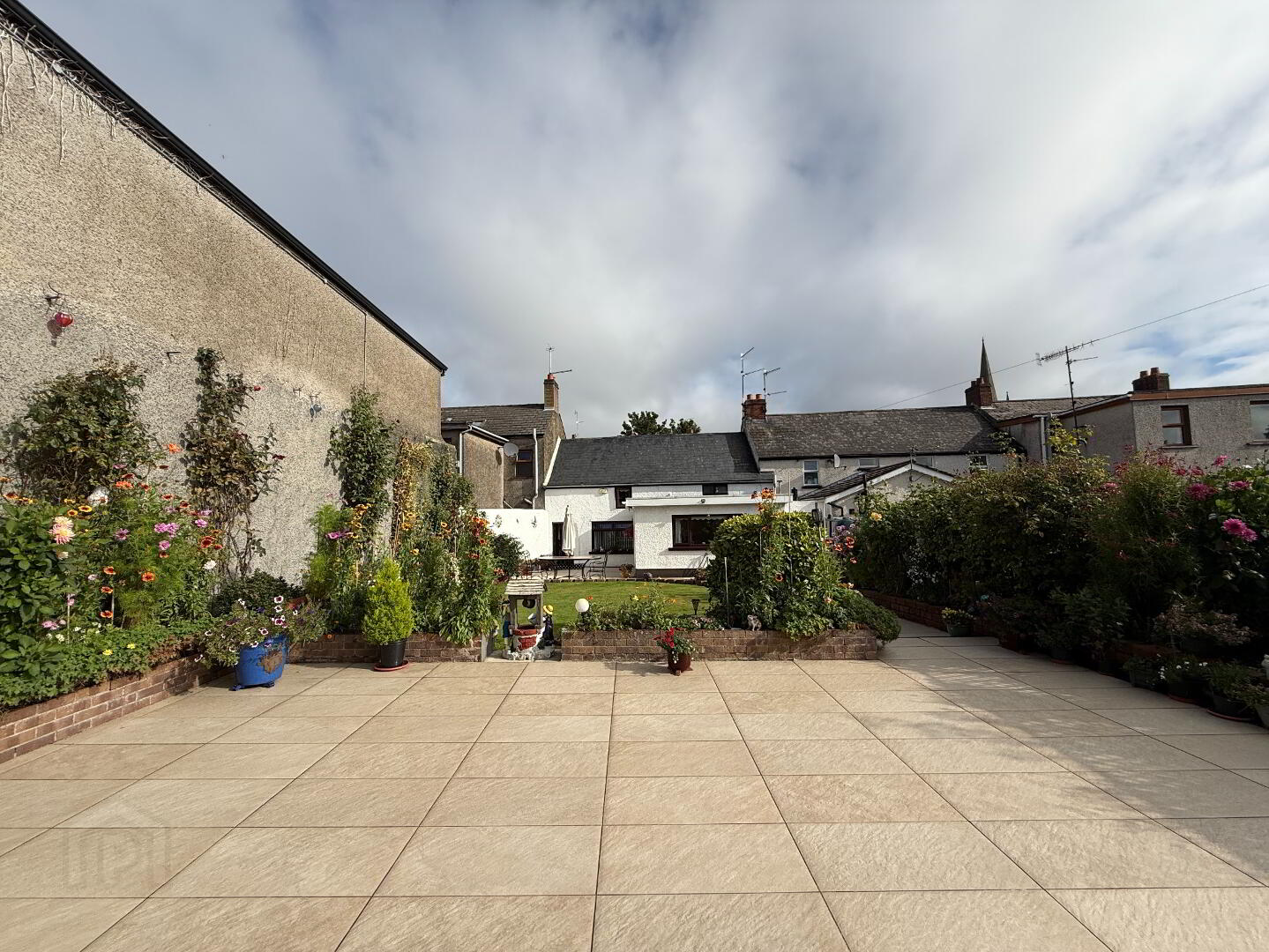 5 Massereene Street 28 of 34