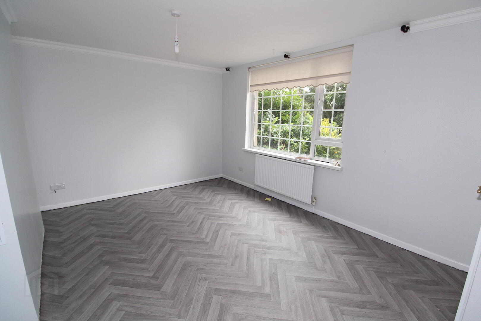 8 Gortmore Park 3 of 13