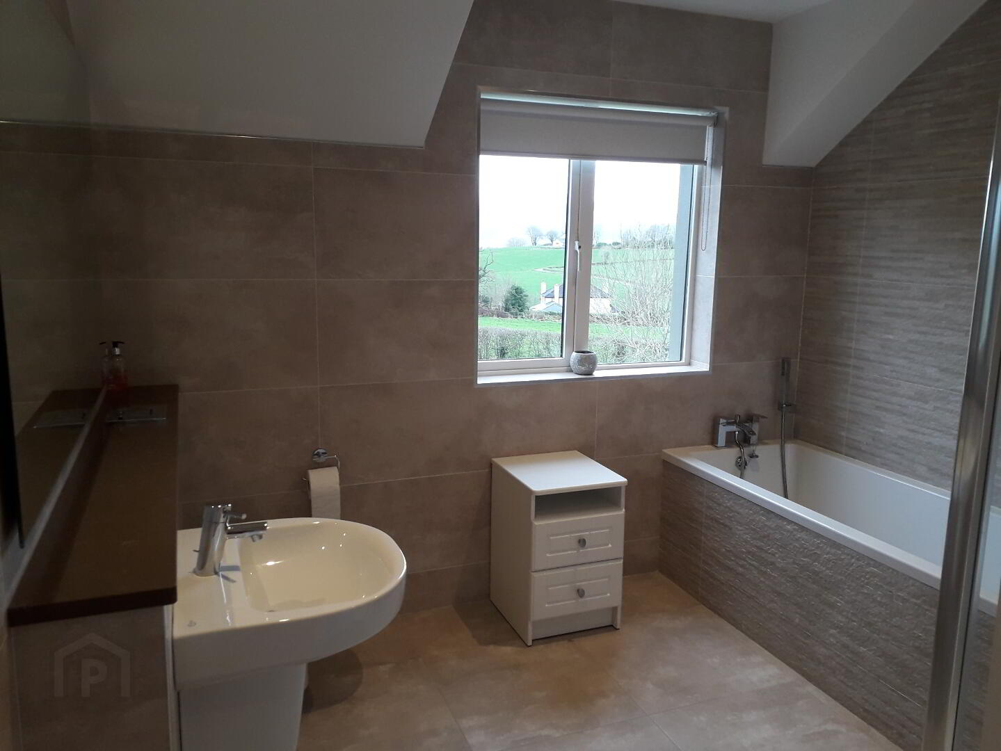 4 Loreto Avenue 16 of 17