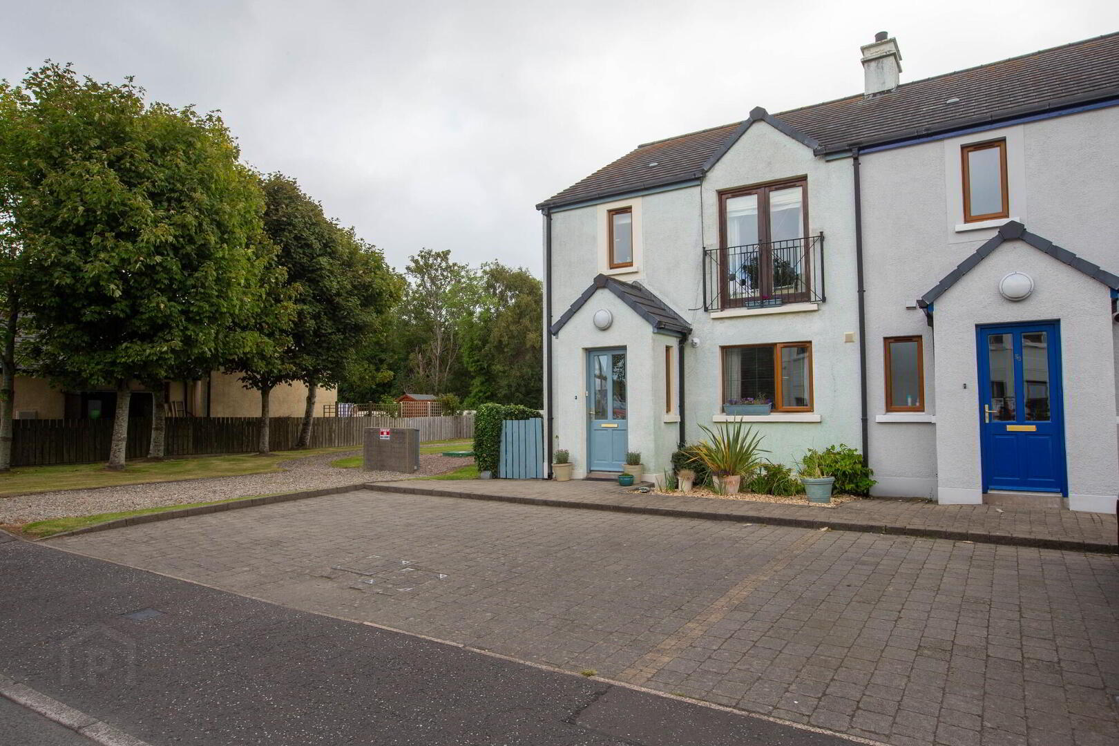 property description image
