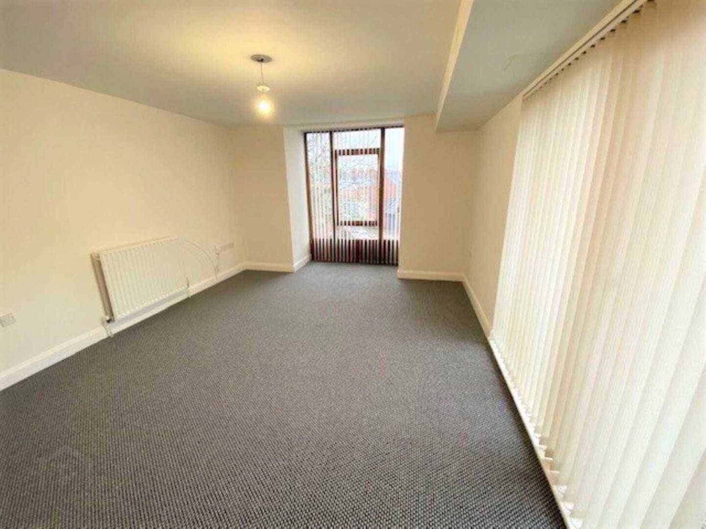 Apt 10 114, Templemore Avenue 5 of 12