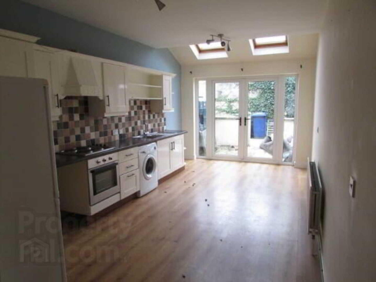 4 Brownlow Terrace 16 of 33