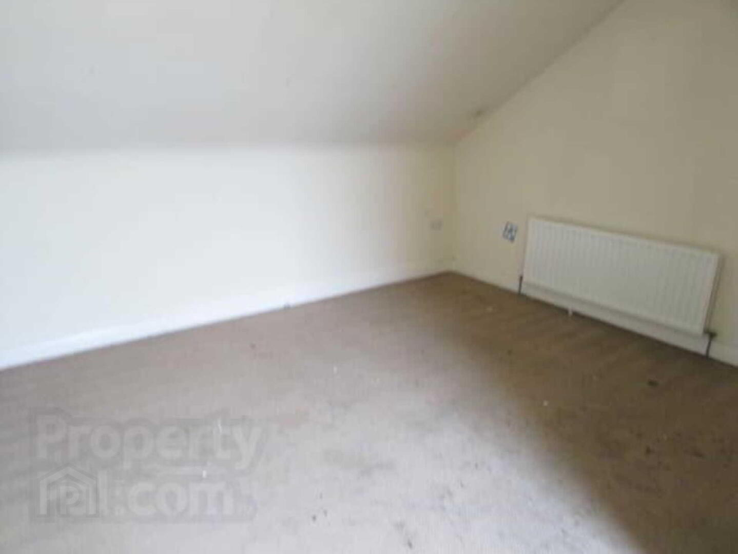 4 Brownlow Terrace 21 of 33