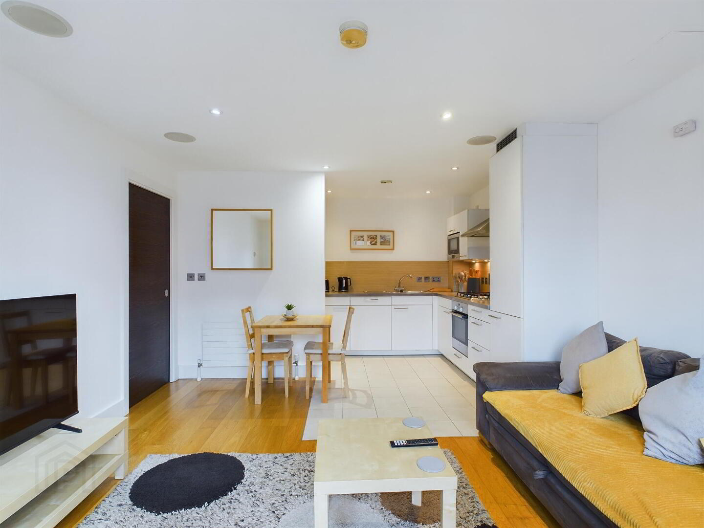 Apt 59 Custom House Square, 4 Ulster Street 7 of 14
