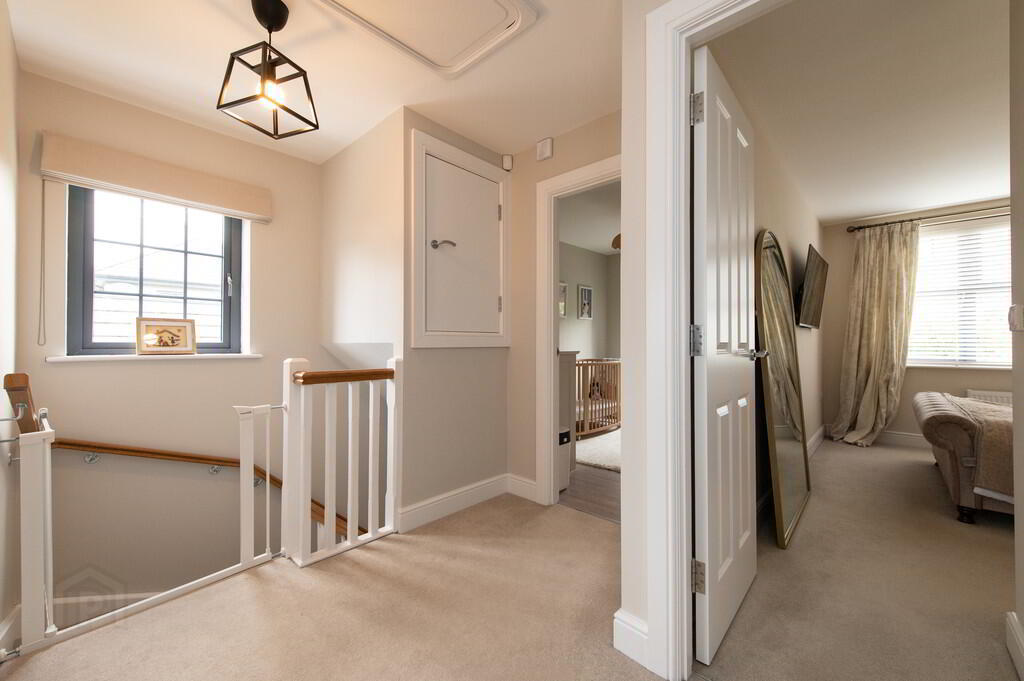 40 Oakfield Park 15 of 28