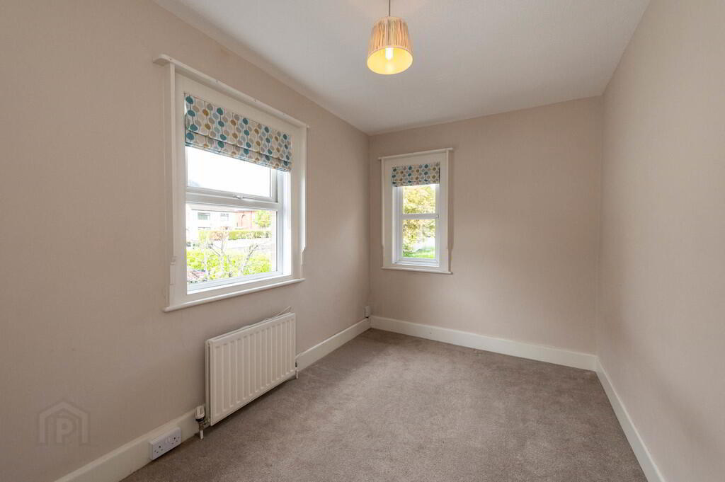 14 Cooldarragh Park North 19 of 27