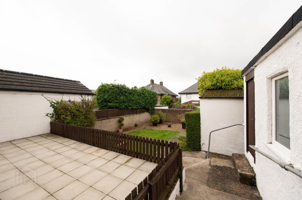 14 Cooldarragh Park North 24 of 27