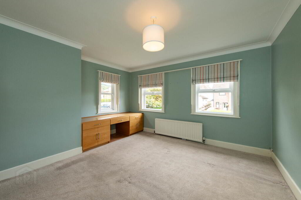 14 Cooldarragh Park North 17 of 27