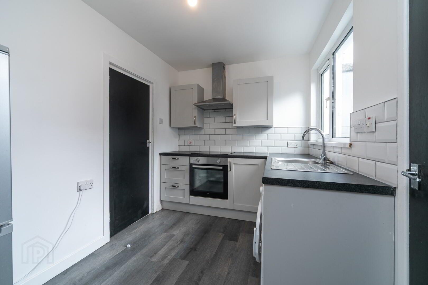 92 Benburb Street 6 of 16