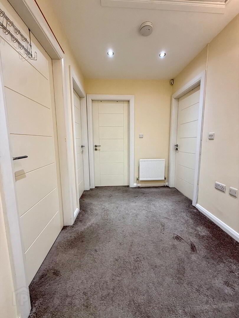 9 Victoria Gate 24 of 40