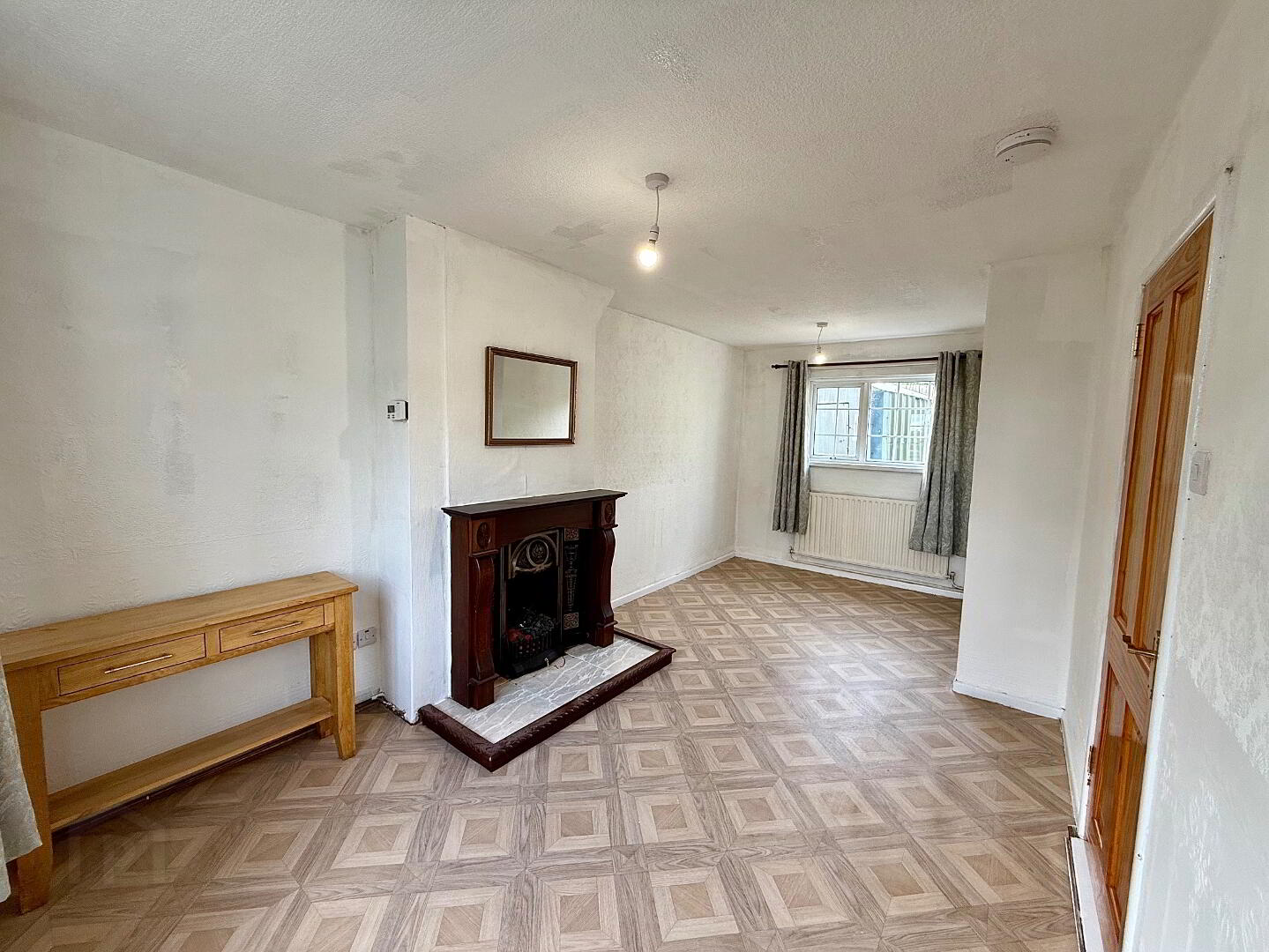 27 Glenvale Road 4 of 19