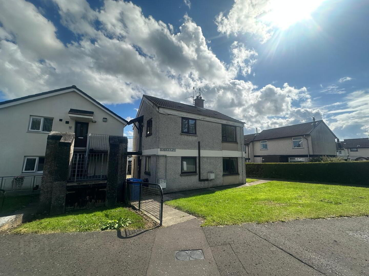 3 Elmdale Flats 1 of 9
