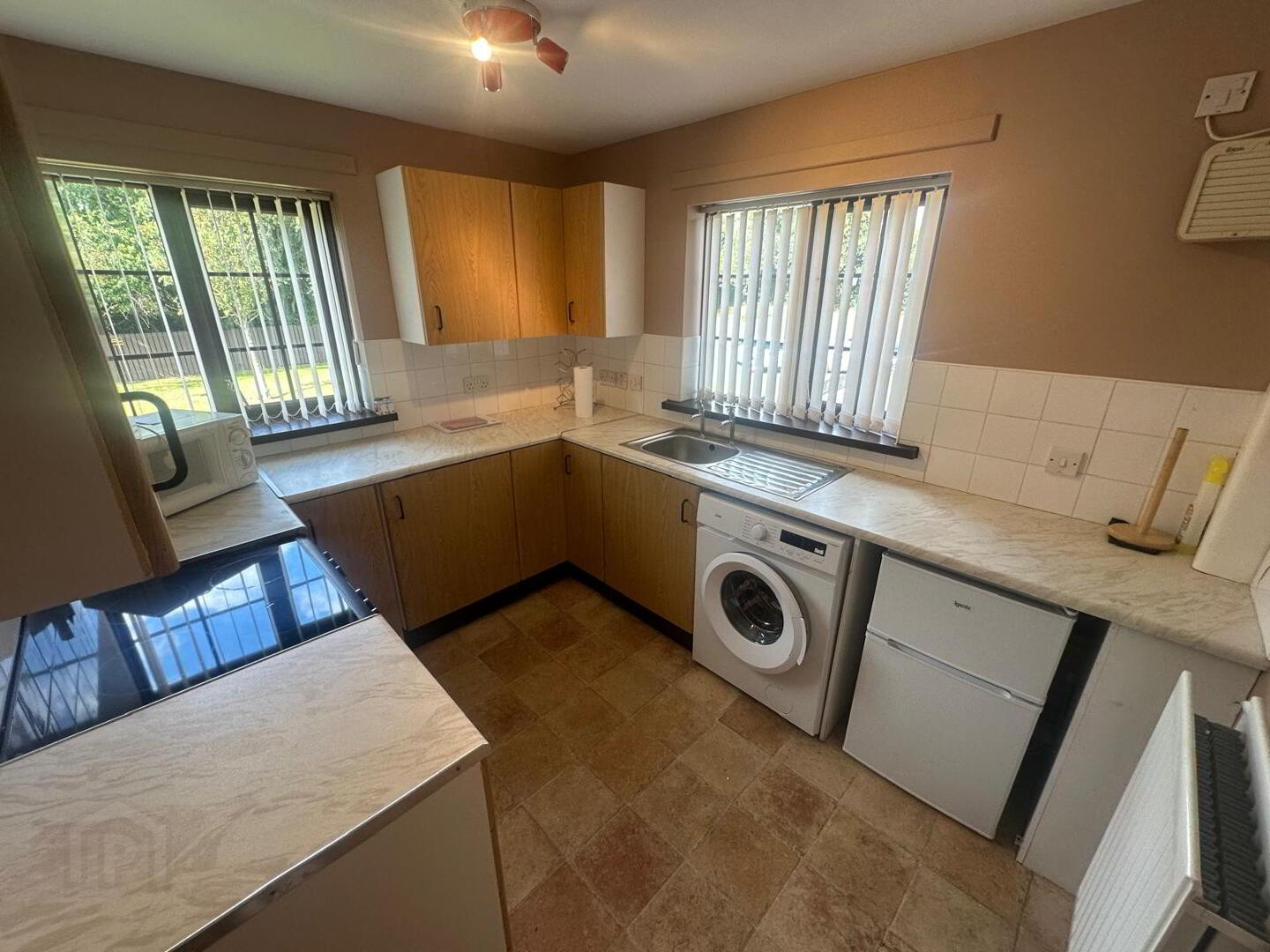 3 Elmdale Flats 3 of 9