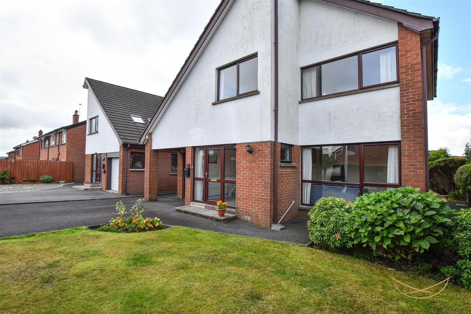 89 Clare Heights 3 of 42