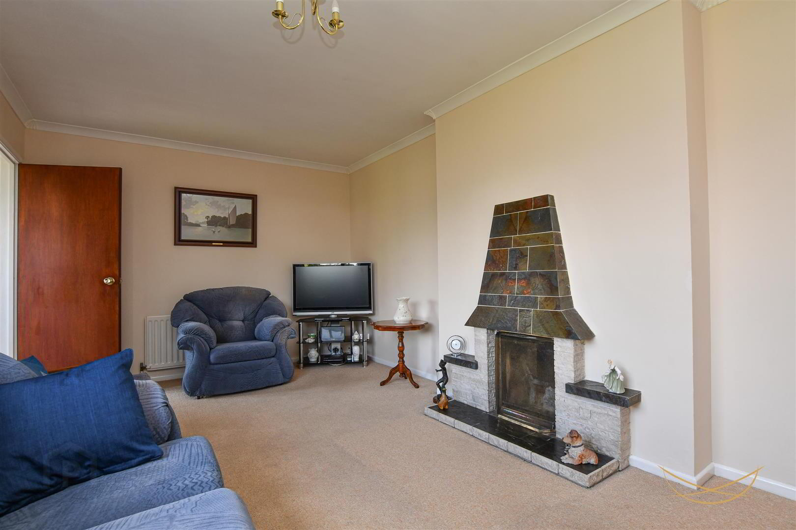 89 Clare Heights 12 of 42