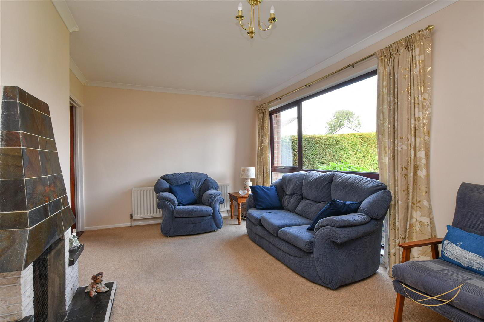 89 Clare Heights 10 of 42