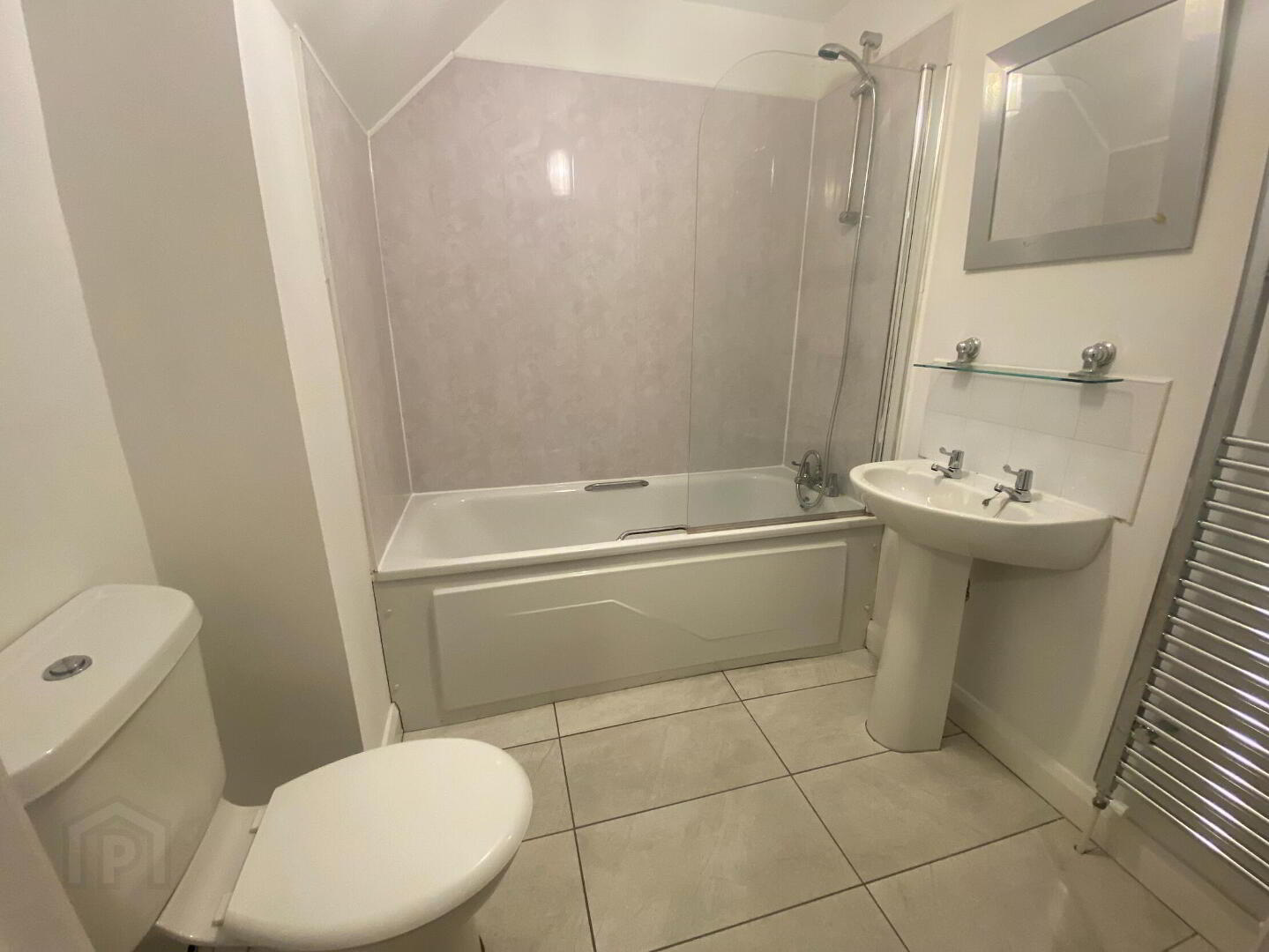 Apt 21, Hawthornden Building 7 of 10