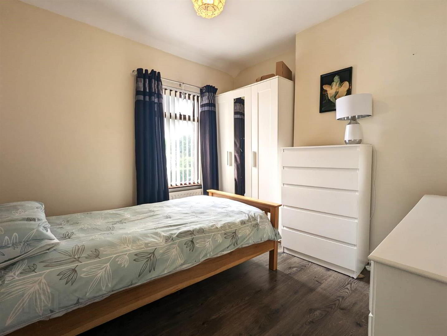 27 Bryansford Avenue 6 of 11