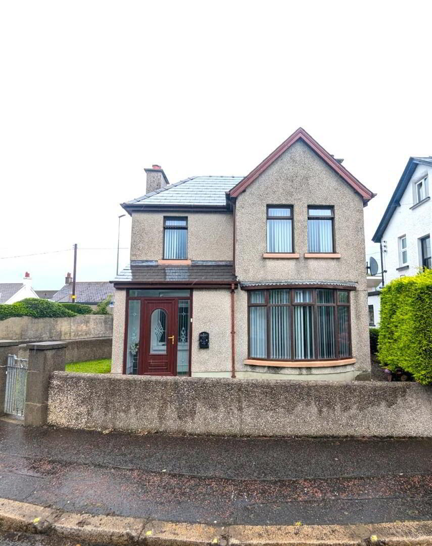 27 Bryansford Avenue 1 of 11