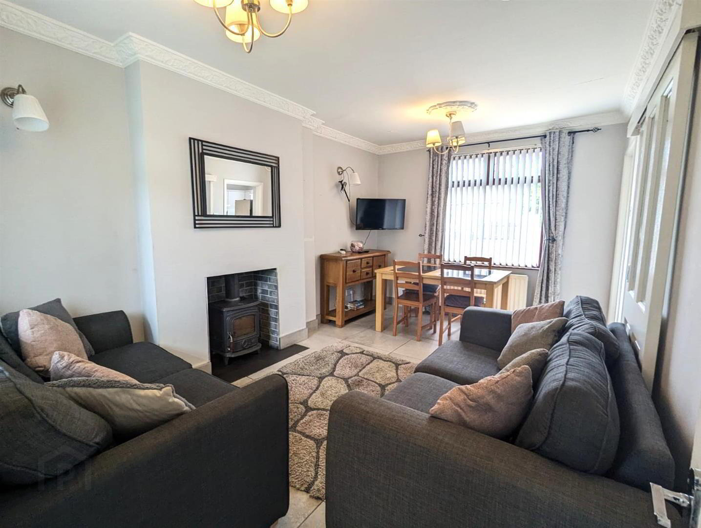 27 Bryansford Avenue 5 of 11