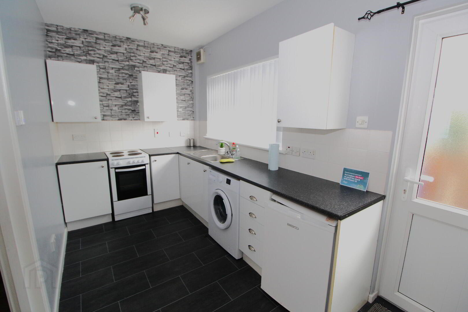 78 Ballynahinch Road 5 of 12