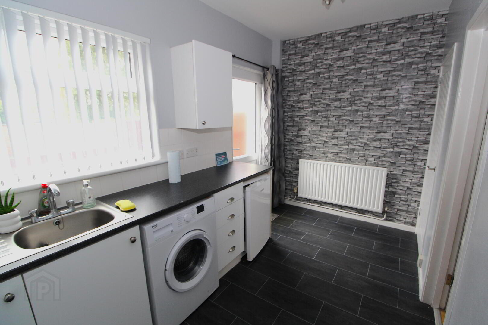 78 Ballynahinch Road 6 of 12