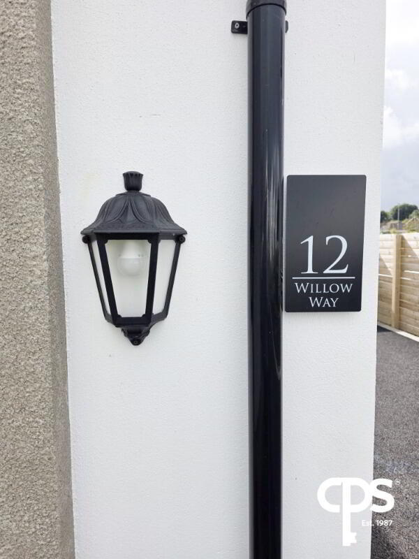 property description image