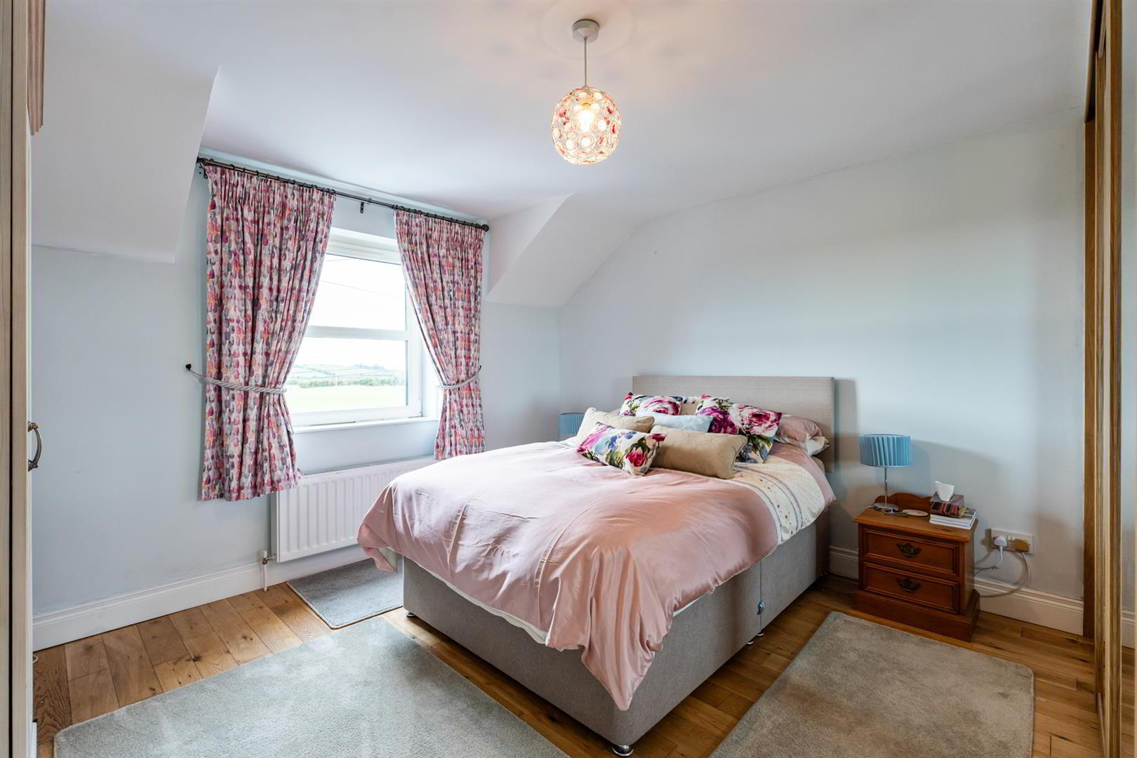 16 Manse Road 17 of 40